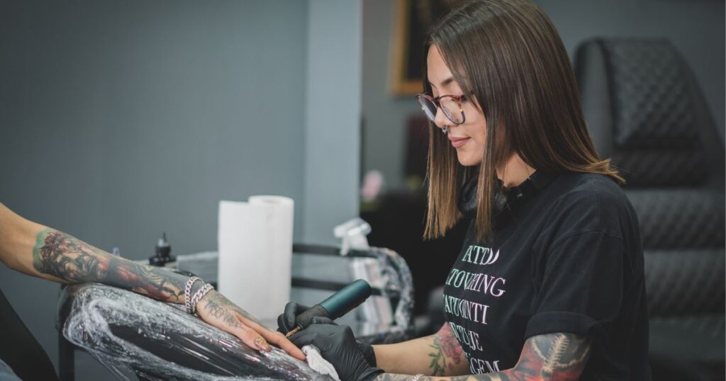 Female Tattoo Artists Near Me?